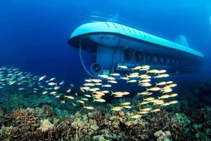Tauchfahrt mit dem U-Boot auf 45 Meter